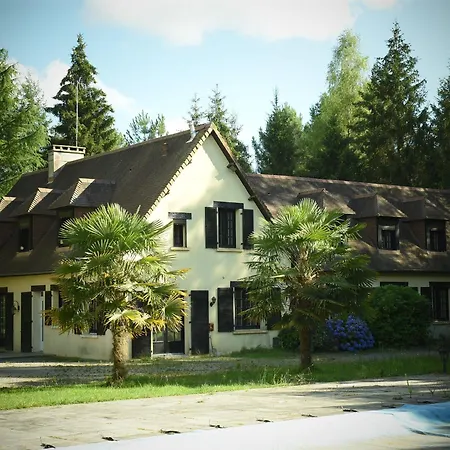 Calme Et Paisible En Foret, Ideal Pour Famille Et Amis Landhuis *