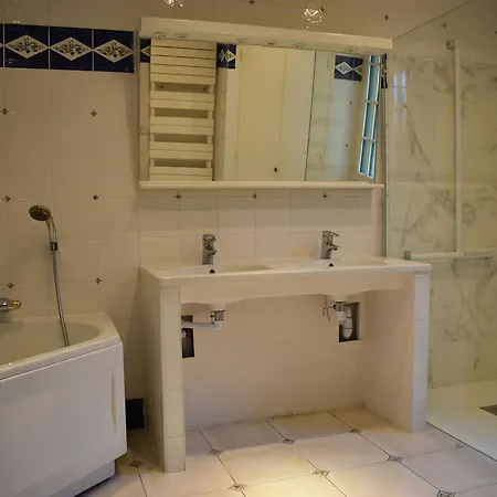 Prázdninový dům Calme Et Paisible En Foret, Ideal Pour Famille Et Amis - Fr-1-410-486 *