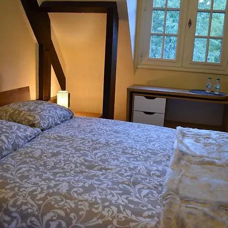 Calme Et Paisible En Foret, Ideal Pour Famille Et Amis - Fr-1-410-486 Parigné-lʼÉvêque